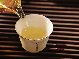 同为世界三大饮品之一的茶叶和咖啡有什么相同之处？叶片情茶业