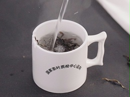 资深茶叶厂家告诉你茶汤表面有一层浮沫是什么原因-叶片情茶业