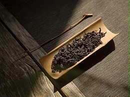 岩茶的冲泡技巧,如何冲泡好一泡优质的岩茶-叶片情茶业